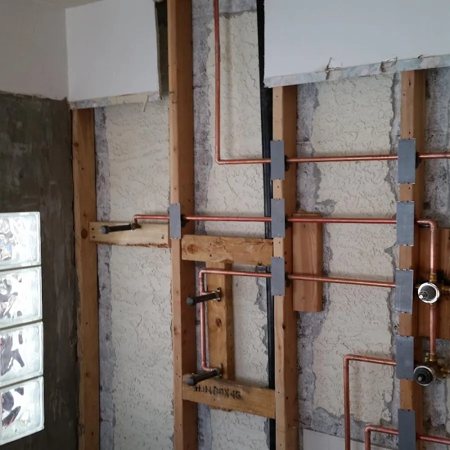Copper pipe installation for Emergency Plumber in Solon